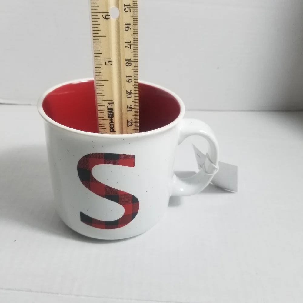 NWT WENDY BELLISSIMO MUG S MONOGRAM MUG